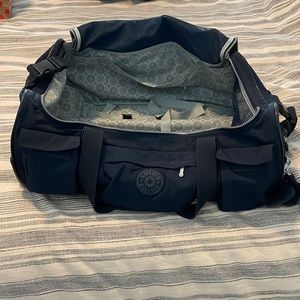 Kipling carry on